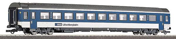 Passenger car 2nd class type EW IV<br /><a href='images/pictures/Roco/45321.jpg' target='_blank'>Full size image</a>